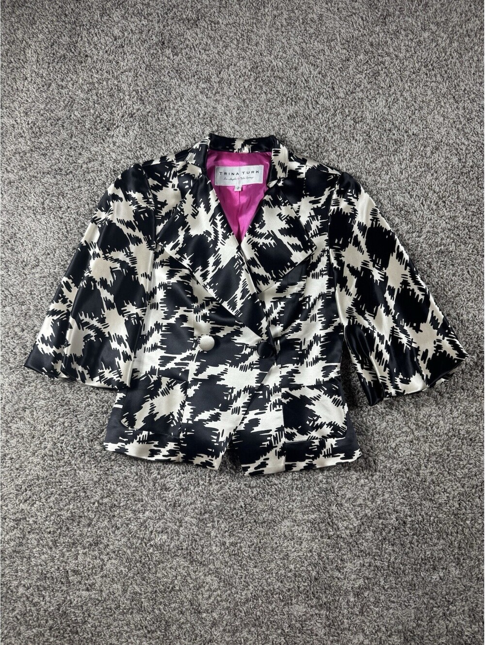 Trina Turk Cropped Wool Silk Blazer Women’s Size 2 Black White Print USA